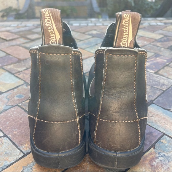 Blundstone #500 Pre-Loved Original Chelsea boot. Stout Brown - Picture 7 of 12